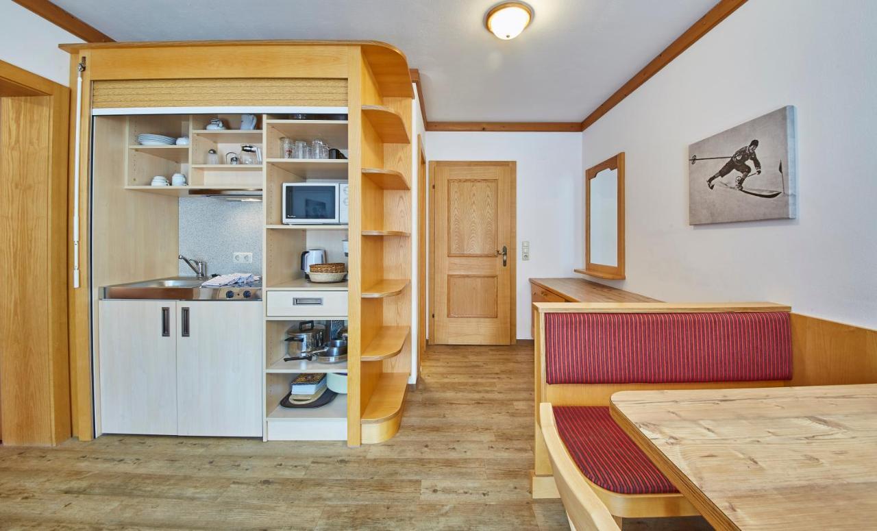Apart-Hotel Forellenhof ザールバッハ・ヒンターグレム 部屋 写真